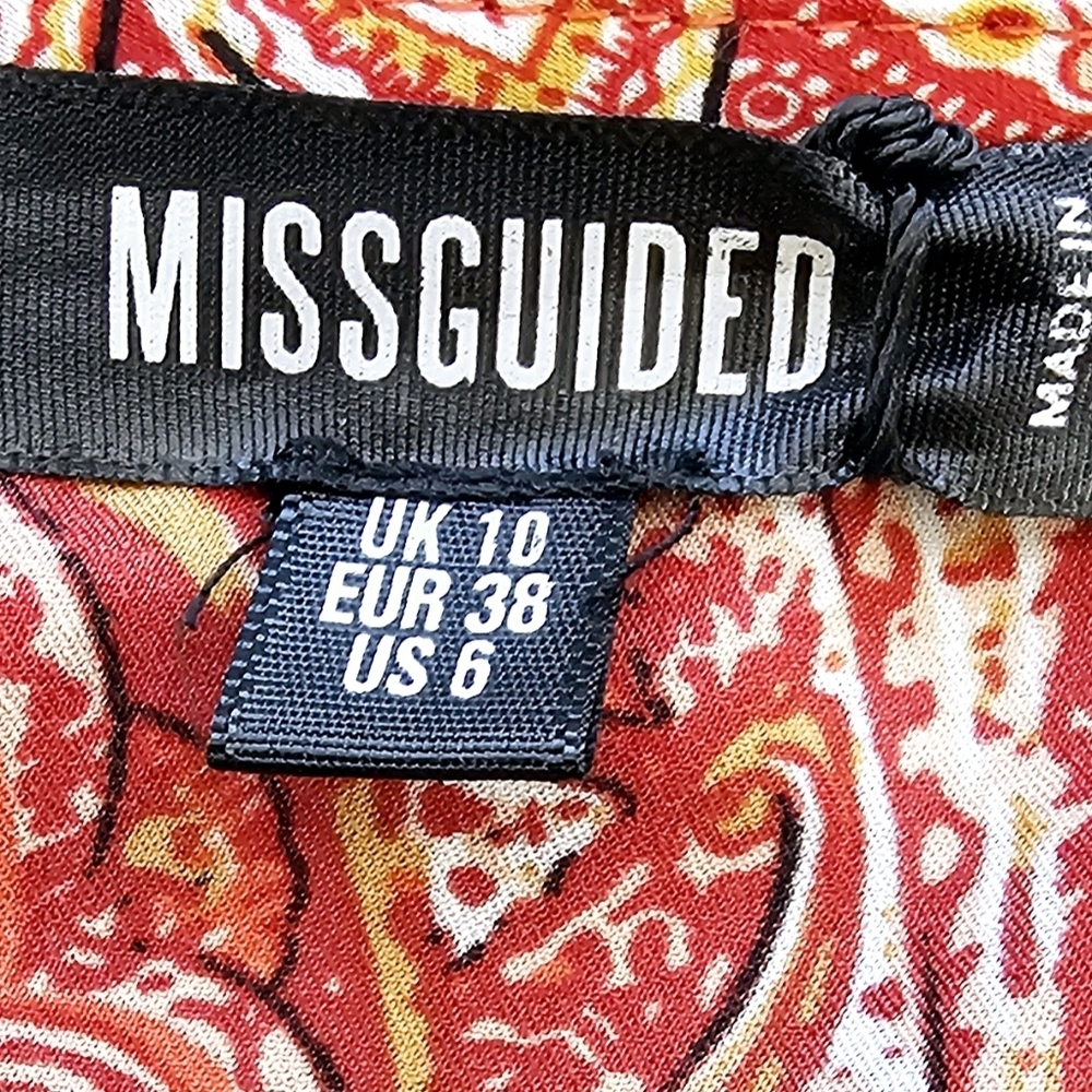Size 6 Missguided Paisley Print Bodysuit and Shorts Set - Picture 6 of 6